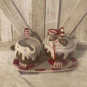 Blue Sky Gingerbread Cream & Sugar Set